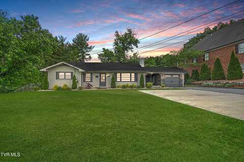 1207 E Jackson Boulevard, Jonesborough, TN 37659