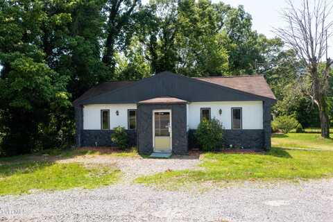 1136 S Wilcox Drive, Kingsport, TN 37660