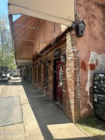 235 E Main Street, Johnson City, TN 37604