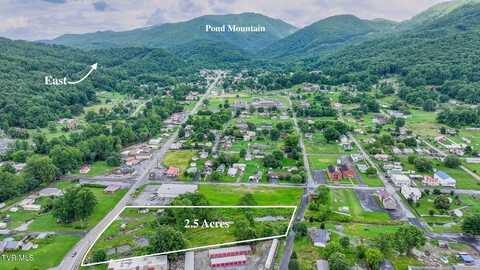 118 Highway 321, Hampton, TN 37658