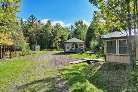 11840 Teal, Trout Creek, MI 49967