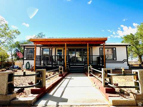 82 N POWELL, Ticaboo, UT 84533