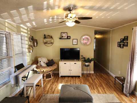 874 W MOUNT NEBO, Salt Lake City, UT 84123