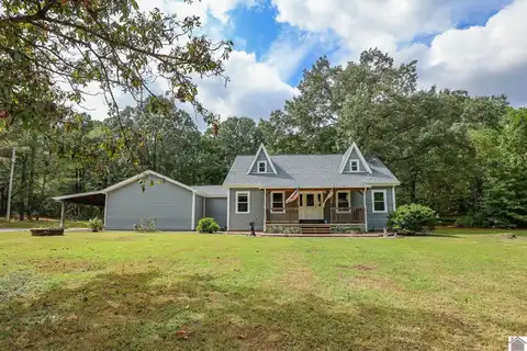 1740 Colorado St, Calvert City, KY 42029
