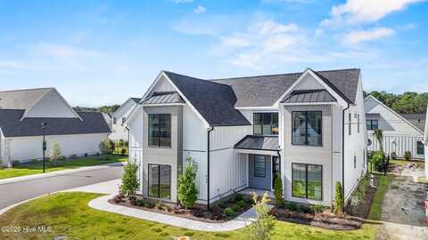 624 Waterstone Drive, Wilmington, NC 28411