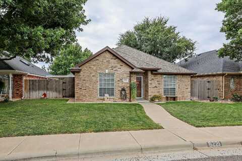 6221 OAKCREST Lane, Amarillo, TX 79109