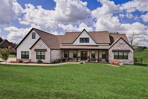 10025 Bunch CIR, Gravette, AR 72736