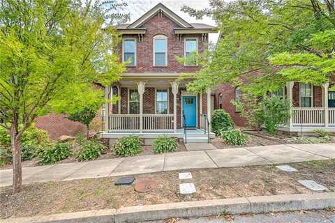 1844 N Meridian DR, Fayetteville, AR 72701