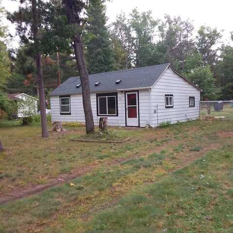 52 E Cherry Creek Road, Mio, MI 48647