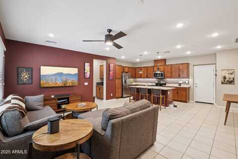 761 E FURNESS Drive, Gilbert, AZ 85297