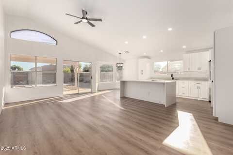 12429 W ROANOKE Avenue, Avondale, AZ 85392