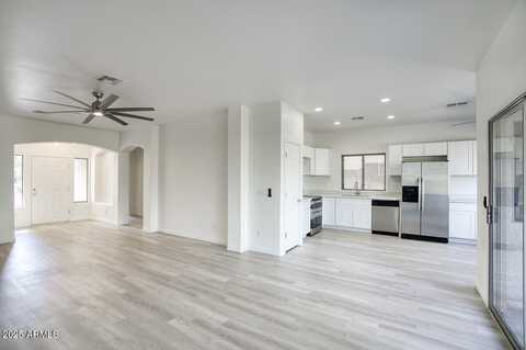 1704 S 79TH Glen, Phoenix, AZ 85043