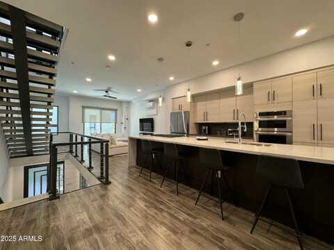 7788 E MAIN Street, Scottsdale, AZ 85251