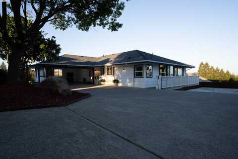 675 Hillside Dr, Fairfield, CA 94533