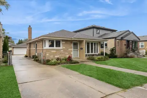 8032 N. Wisner Street, Niles, IL 60714
