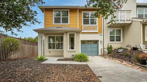 4608 Tavares Lane, Santa Rosa, CA 95409