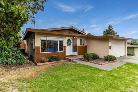 500 Raymond Drive, Benicia, CA 94510