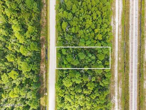 458 Redwood Road, Southport, NC 28461