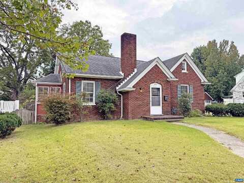 304 CROMPTON RD, WAYNESBORO, VA 22980