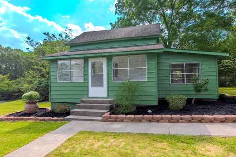 1025 Virginia Avenue, Bauxite, AR 72011