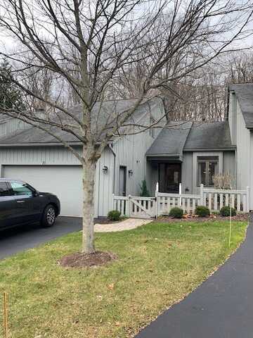 71 Winding Creek Lane, Penfield, NY 14625