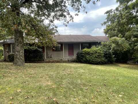 808 Fox Chase Lane, Hixson, TN 37343