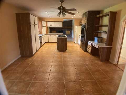 825 N JOHNSON AVENUE, ARCADIA, FL 34266