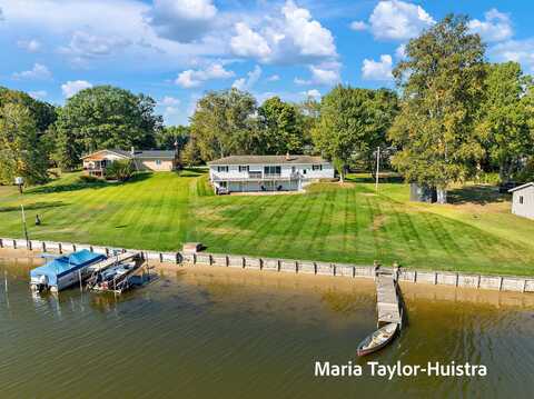 16040 ROBRICK AVENUE, GRAND HAVEN, MI 49417