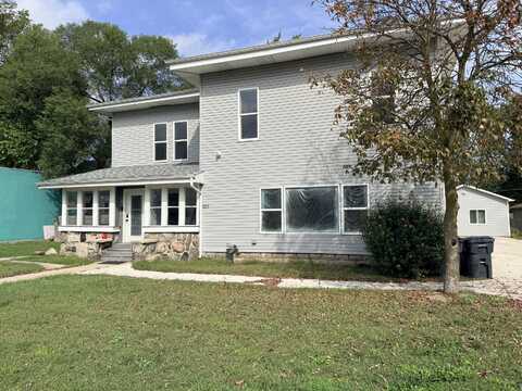 107 E MAIN STREET, HARTFORD, MI 49057