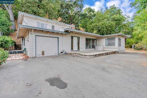 2435 Lunada Ln, Alamo, CA 94507