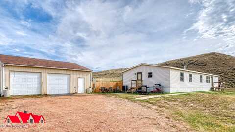 28 Bomber Mountain Rd -, Gillette, WY 82716