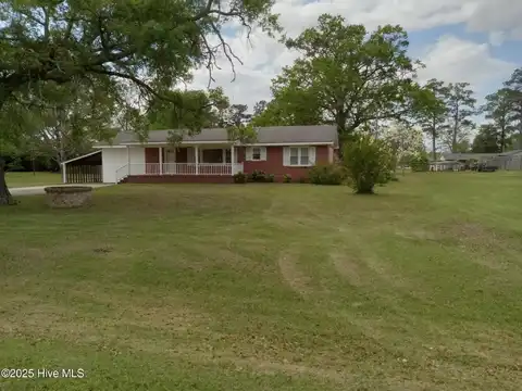 204 Glenburnie Drive, New Bern, NC 28560