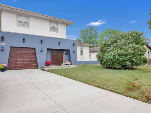 6849 Roundelay Road N, Reynoldsburg, OH 43068