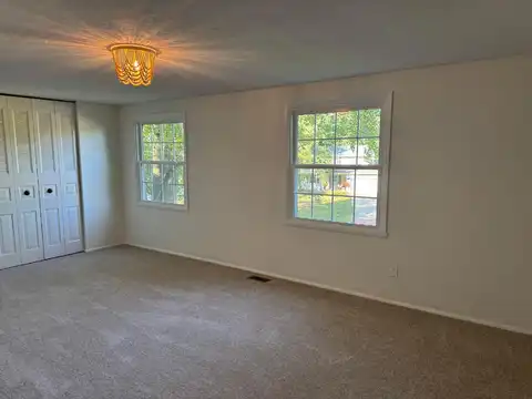 5601 Sunset Drive, Hudson, OH 44236