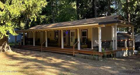 7562 W SPIRIT LAKE RD, Spirit Lake, ID 83869