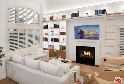838 17th St, Santa Monica, CA 90403