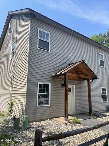 4282 Route 50 unit: 2, Saratoga Springs, NY 12866