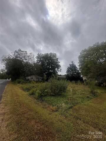 2540 W NC 10 Highway, Hickory, NC 28601