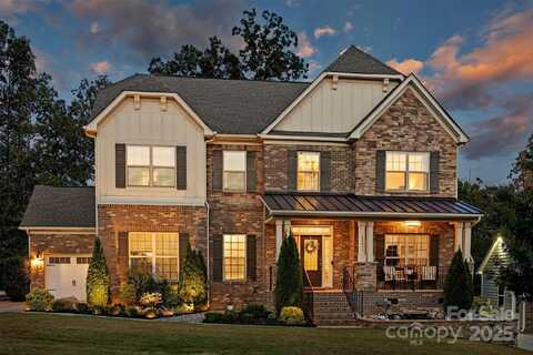 15933 Arabian Mews Lane, Charlotte, NC 28278