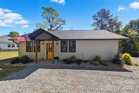 1001 College Boulevard, Dallas, NC 28034