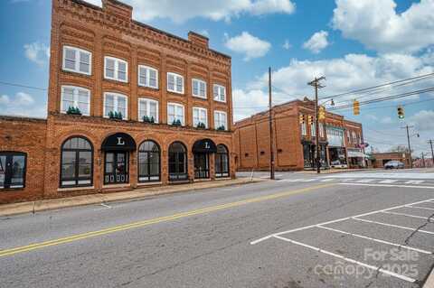 100 S Main Street, Catawba, NC 28609