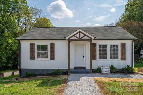 826 E Alexander Street, Lincolnton, NC 28092