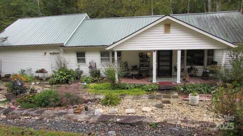 524 Clear Creek Road, Burnsville, NC 28714