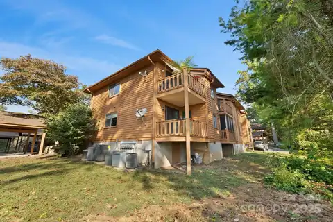 581 Courtwood Lane unit: 3, Hendersonville, NC 28739