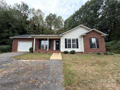1862 Green Leaf Court, Conover, NC 28613