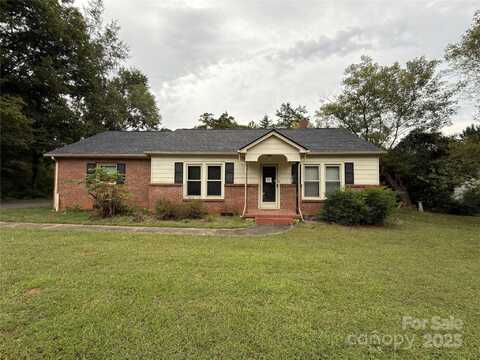 206 11th Street NE, Hildebran, NC 28637