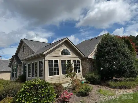 265 Summerfield Place, Flat Rock, NC 28731