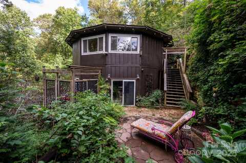 9 Reuben Road, Asheville, NC 28804