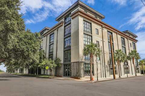 1 Cool Blow Street, Charleston, SC 29403