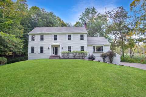 6 Whitlock Lane, Ridgefield, CT 06877